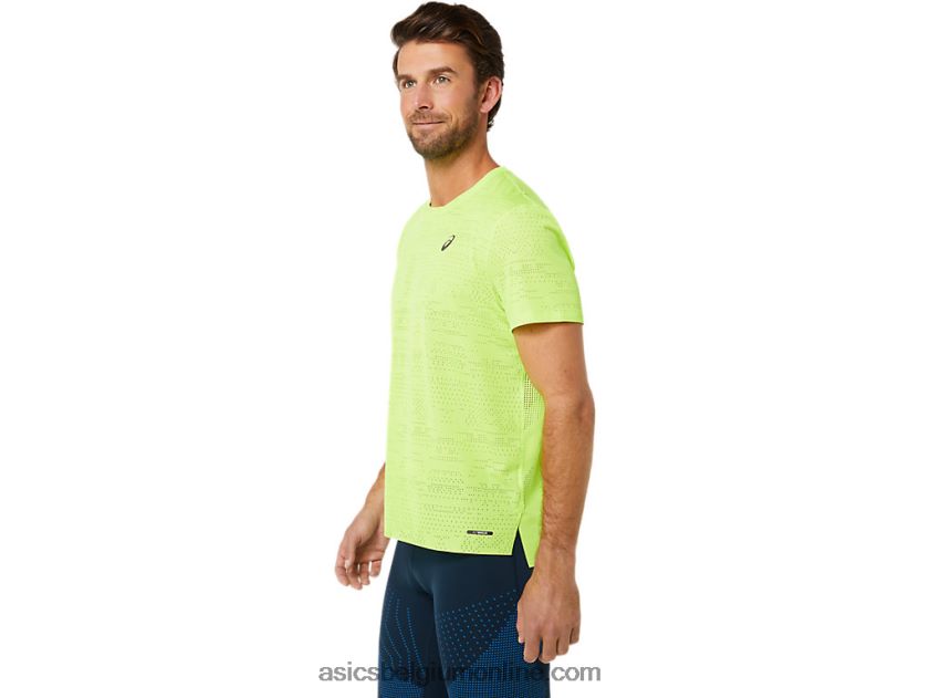 ventilerende actibreeze top met korte mouwen voor heren V6HXR21392 gevaar groen Asics
