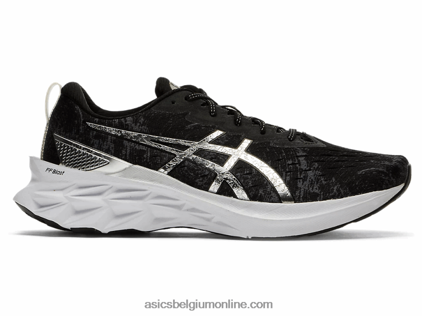 novablast 2 platina V6HXR21245 drager grijs/zuiver zilver Asics