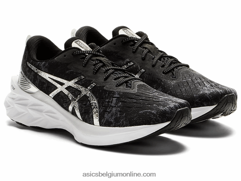 novablast 2 platina V6HXR21245 drager grijs/zuiver zilver Asics