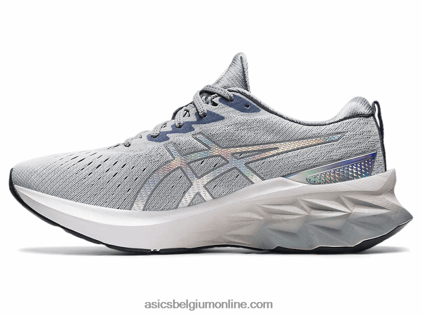 novablast 2 platina V6HXR21839 piemonte grijs/wit Asics