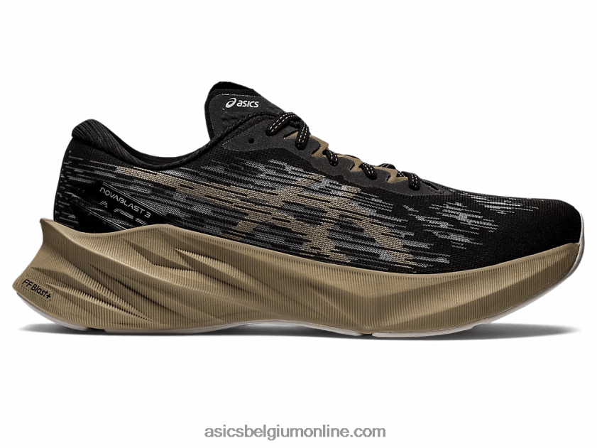 novablast 3 V6HXR21010 zwart/nerts Asics