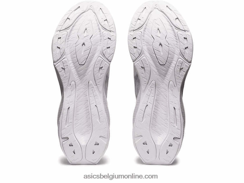 novablast 3 V6HXR2402 wit/piemonte grijs Asics