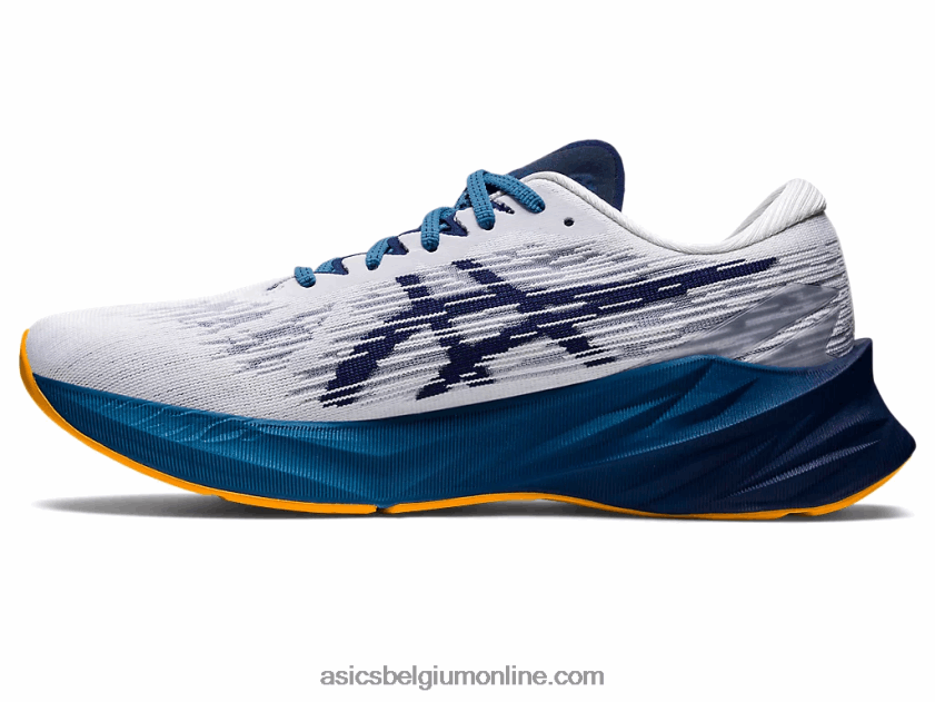 novablast 3 V6HXR2925 wit/diepe oceaan Asics