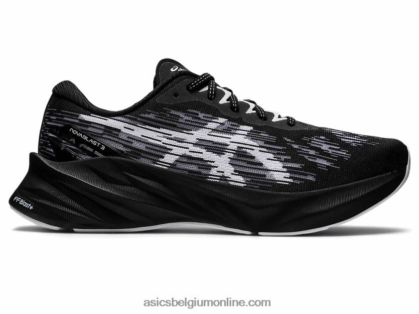 novablast 3 V6HXR2931 zwart wit Asics
