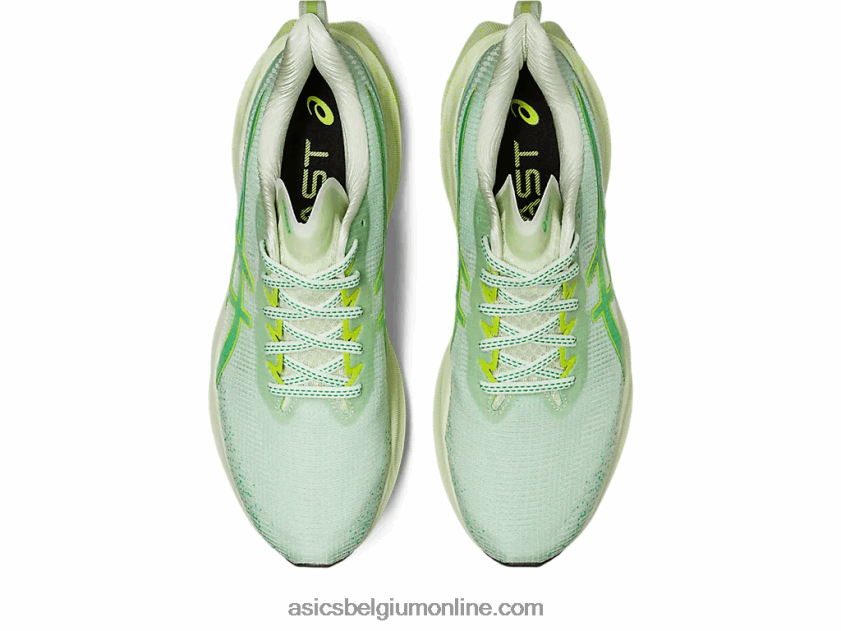novablast 3 le V6HXR2110 fluistergroen/koriander Asics