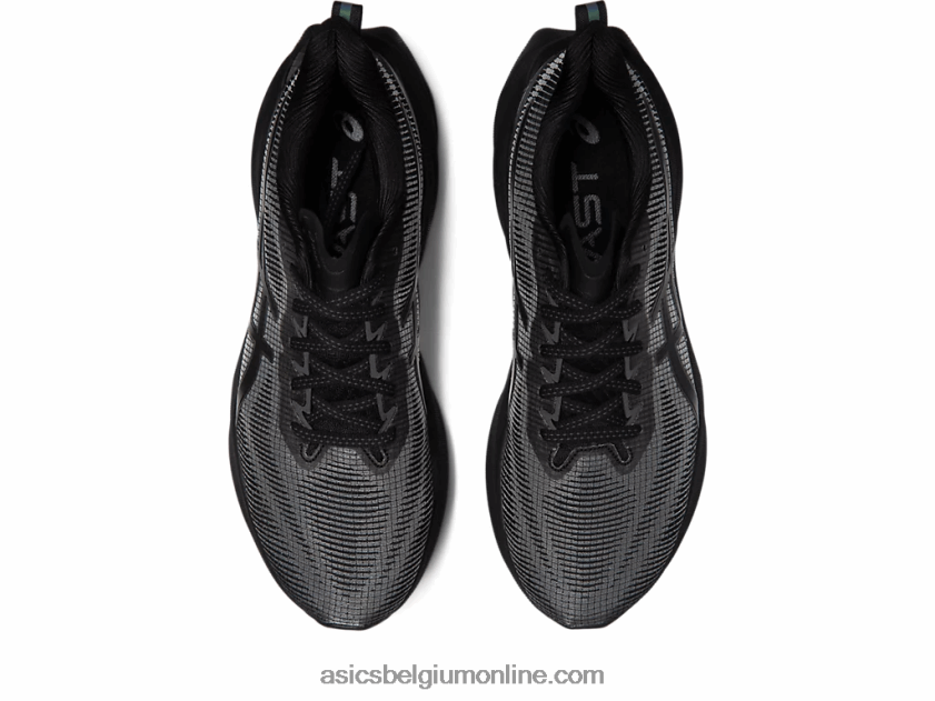 novablast 3 le V6HXR2182 zwart/grafietgrijs Asics