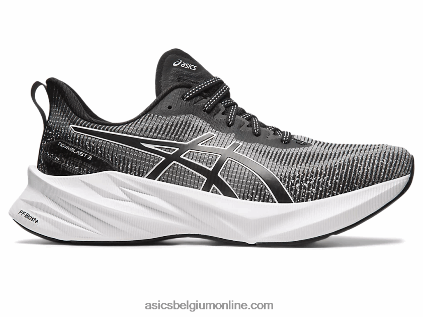 novablast 3 le V6HXR2204 zwart wit Asics