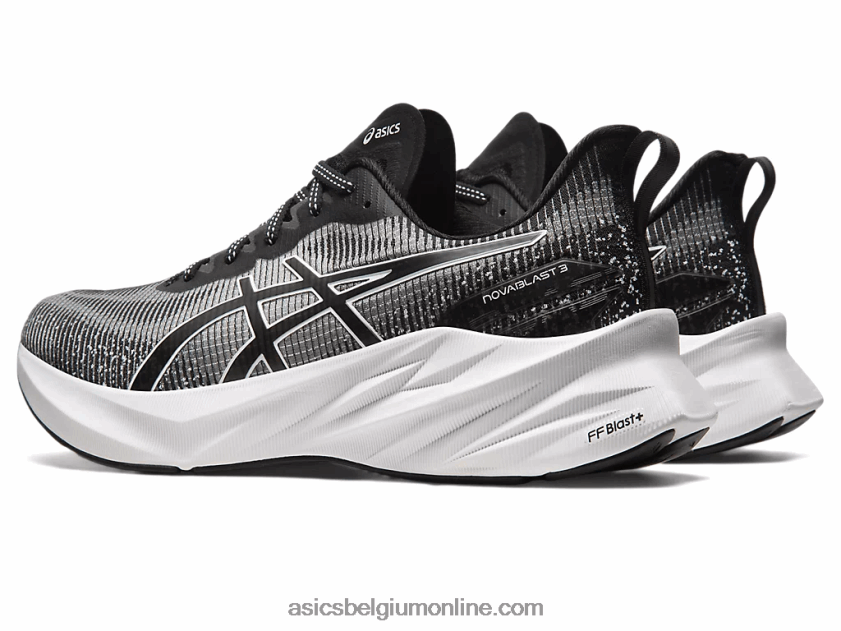 novablast 3 le V6HXR2204 zwart wit Asics