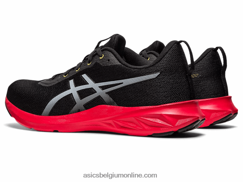versablast 2 V6HXR2206 zwarte lucht Asics