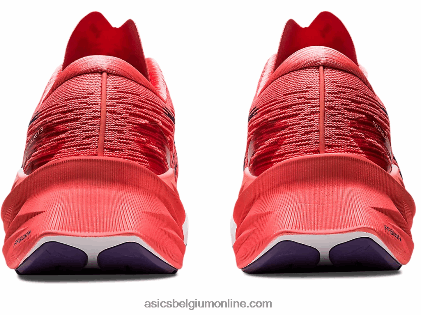 novablast 3 V6HXR22416 papaja/stoffig paars Asics