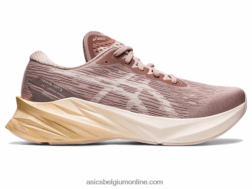 novablast 3 V6HXR22428 fawn/mineraalbeige Asics