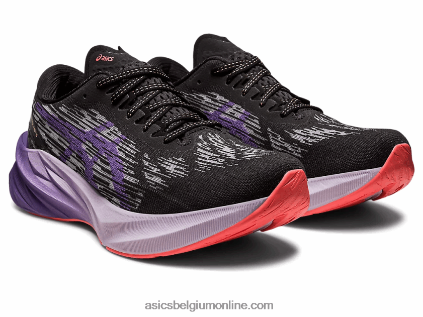 novablast 3 V6HXR22460 zwart/stoffig paars Asics