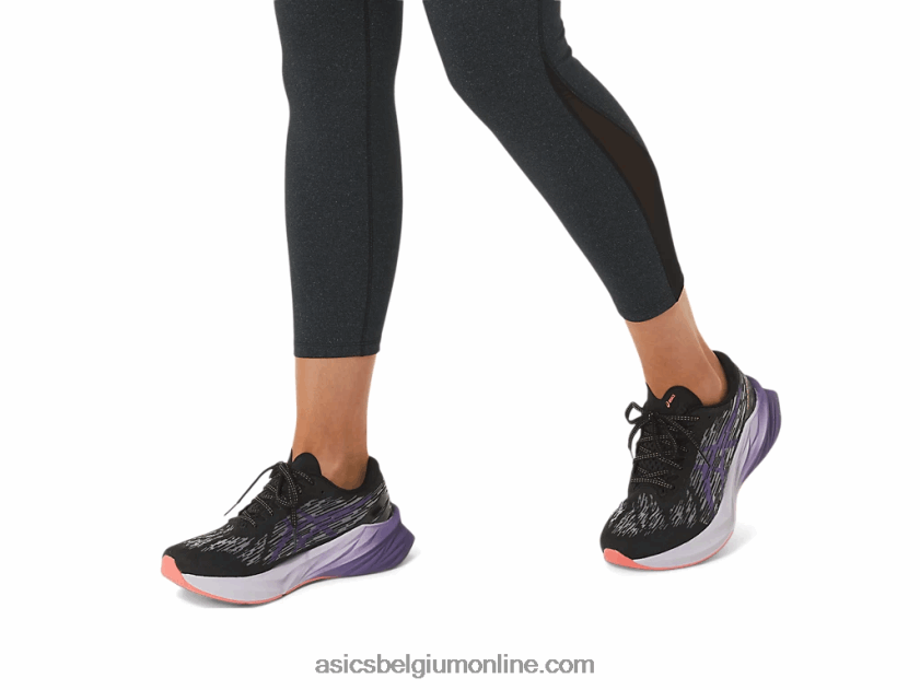 novablast 3 V6HXR22460 zwart/stoffig paars Asics