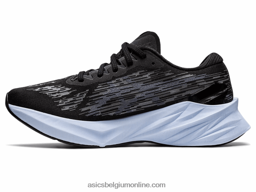 novablast 3 V6HXR22864 zwart / plaatrots Asics