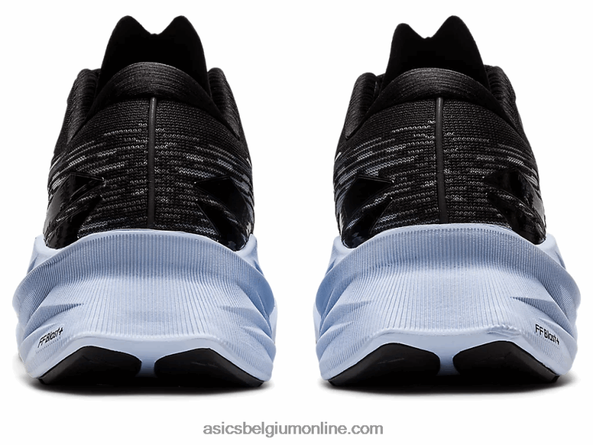novablast 3 V6HXR22864 zwart / plaatrots Asics