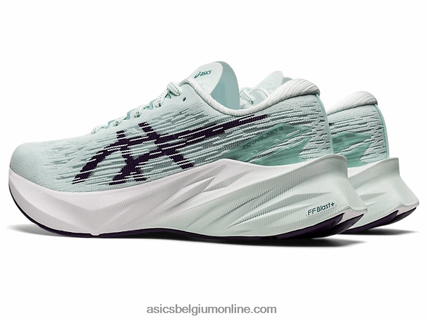 novablast 3 V6HXR22930 rustgevende zee-/nachtschaduw Asics