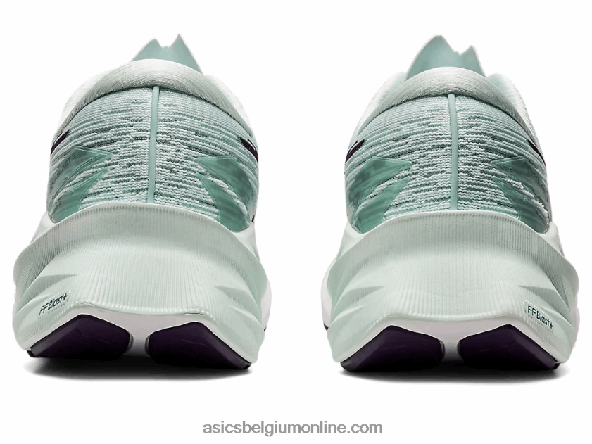 novablast 3 V6HXR22930 rustgevende zee-/nachtschaduw Asics