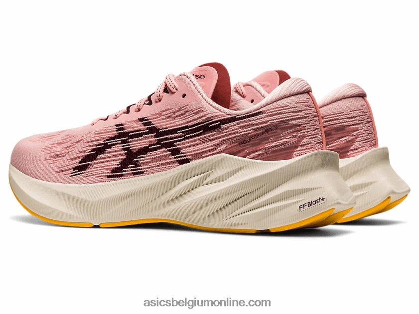 novablast 3 V6HXR22951 frosted roos/diepe mars Asics