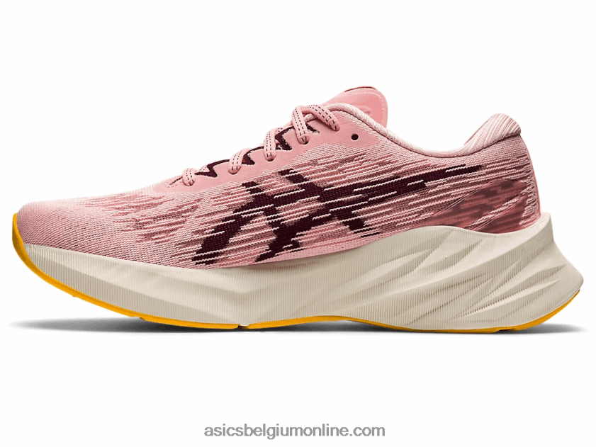 novablast 3 V6HXR22951 frosted roos/diepe mars Asics