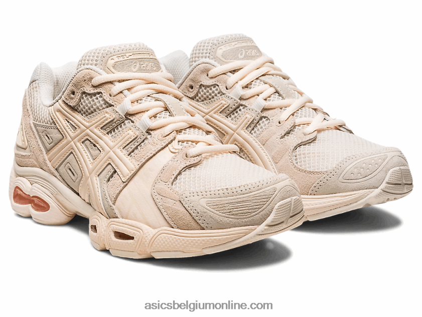 gelnimbus 9 V6HXR22539 havermout/witte perzik Asics