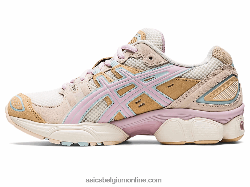gelnimbus 9 V6HXR22699 creme/nauwelijks roze Asics
