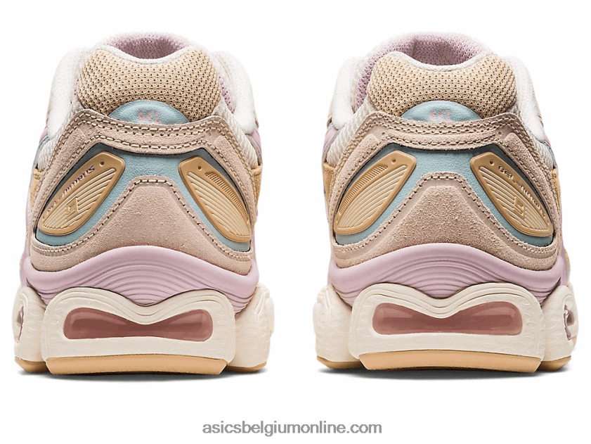gelnimbus 9 V6HXR22699 creme/nauwelijks roze Asics